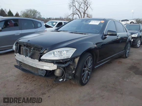2011 Mercedes-Benz S-Class S 550 with VIN WDDNG7BB2BA361404, listed as a IAAI auction lot 41785003 with 150,433 mi miles. Bid and sale history available at carsss.com. Image 2.