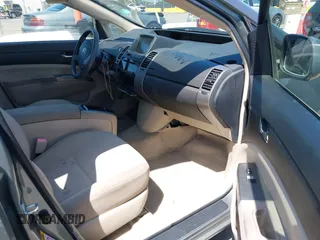 2004 Toyota Prius with VIN JTDKB20U840035148, listed as a IAAI auction lot 42086608 with 87,207 mi miles and . Bid and sale history available at DreamBid. Image 5.