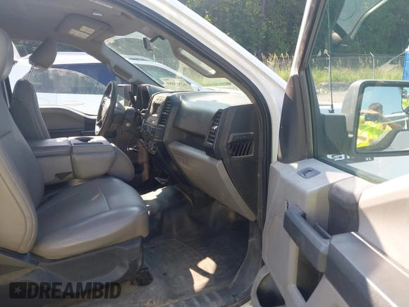 2016 Ford F-150 XL with VIN 1FTMF1C80GFB09055, listed as a IAAI auction lot 42563689 with 255,932 mi miles and . Bid and sale history available at DreamBid. Image 5.