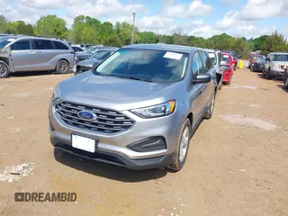 2020 Ford Edge SE z VIN 2FMPK3G90LBA58977, wystawiony jako IAAI lot #42007572 z przebiegiem 36 564 mil mil oraz . Historia ofert i sprzedaży dostępna na DreamBid. Obrazek 2.