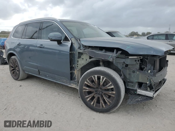 2021 Volvo XC90 Momentum z VIN YV4102CK1M1715623, wystawiony jako Copart lot #45791465 z przebiegiem 54 152 mil mil oraz Szkoda całkowita • Salvage title. Historia ofert i sprzedaży dostępna na DreamBid. Obrazek 4.