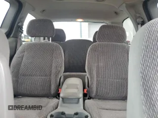 2001 Ford Windstar Sport Standard z VIN 2FMZA57441BB93808, wystawiony jako Copart lot #53501005 z przebiegiem 122 396 mil mil oraz Szkody całkowita. Historia ofert i sprzedaży dostępna na DreamBid. Obrazek 10.