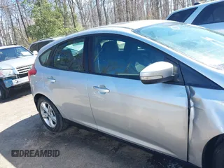 2013 Ford Focus SE with VIN 1FADP3K29DL162071, listed as a IAAI auction lot 41883318 with 170,911 mi miles. Bid and sale history available at carsss.com. Image 13.