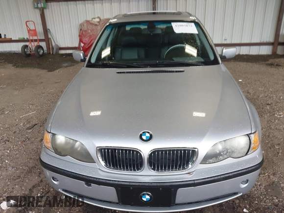 2005 BMW 3 Series 325i with VIN WBAEV33435KX12700, listed as a IAAI auction lot 42803872 with 111,410 mi miles and . Bid and sale history available at DreamBid. Image 6.