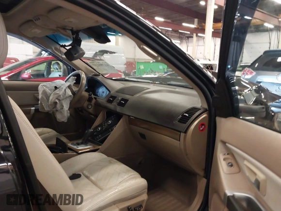 2009 Volvo XC90 I6 with VIN YV4CZ982991516343, listed as a IAAI auction lot 41789237 with 176,501 mi miles. Bid and sale history available at carsss.com. Image 5.