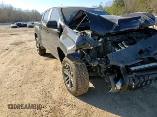 2015 GMC Canyon 4WD SLE with VIN 1GTG6BE38F1141624, listed as a Copart auction lot 42427975 with 193,511 mi miles and Salvage Title. Bid and sale history available at carsss.com. Image 10.