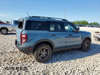 2021 Ford Bronco Sport Big Bend z VIN 3FMCR9B61MRA92276, wystawiony jako Copart lot #56339755 z przebiegiem 32 909 mil mil oraz Szkoda całkowita • Salvage title. Historia ofert i sprzedaży dostępna na DreamBid. Obrazek 3.