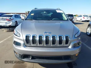 2018 Jeep Cherokee Latitude Tech Connect with VIN 1C4PJMCB7JD501896, listed as a IAAI auction lot 41872851 with 99,165 mi miles. Bid and sale history available at carsss.com. Image 13.