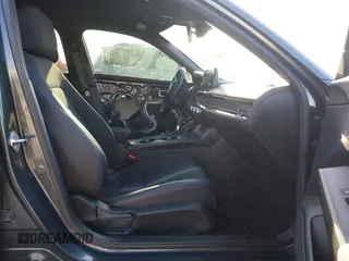 2024 Honda Civic Sport with VIN 2HGFE2F50RH522647, listed as a IAAI auction lot 42004321 with 30,768 mi miles and . Bid and sale history available at DreamBid. Image 5.