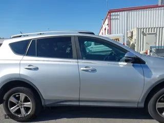 2015 Toyota RAV4 XLE with VIN 2T3WFREV8FW202333, listed as a IAAI auction lot 41993567 with 182,722 mi miles. Bid and sale history available at carsss.com. Image 14.