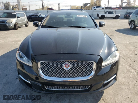 2011 Jaguar XJ with VIN SAJWA1CB4BLV05830, listed as a Copart auction lot 43007345 with 72,933 mi miles and Salvage title. Bid and sale history available at DreamBid. Image 5.