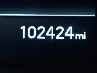 2019 Hyundai Kona Limited with VIN KM8K33A57KU223932, listed as a IAAI auction lot 41869416 with 102,424 mi miles. Bid and sale history available at carsss.com. Image 16.
