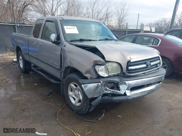 2002 Toyota Tundra SR5 with VIN 5TBRT34132S258458, listed as a IAAI auction lot 41686200 with 65,838 mi miles. Bid and sale history available at carsss.com. Image 1.