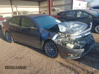 2011 Ford Fusion SE with VIN 3FAHP0HA9BR272342, listed as a IAAI auction lot 41911009 with 157,496 mi miles. Bid and sale history available at carsss.com. Image 1.