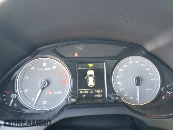 2014 Audi SQ5 Premium Plus z VIN WA1CGAFP8EA057710, wystawiony jako Copart lot #46312125 z przebiegiem 161 095 mil mil oraz Szkoda całkowita • Salvage title. Historia ofert i sprzedaży dostępna na DreamBid. Obrazek 9.