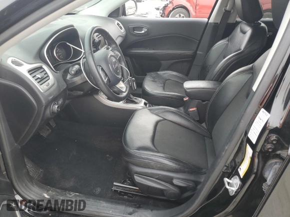 2018 Jeep Compass Latitude with VIN 3C4NJCBB3JT420682, listed as a Copart auction lot 43752585 with 66,360 mi miles and Salvage title. Bid and sale history available at DreamBid. Image 7.