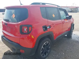 2023 Jeep Renegade Upland with VIN ZACNJDB10PPP69468, listed as a IAAI auction lot 42702802 with Not provided miles and . Bid and sale history available at DreamBid. Image 4.