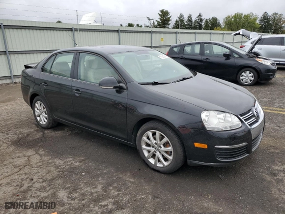 2010 Volkswagen Jetta Sedan SE with VIN 3VWRZ7AJ4AM161976, listed as a Copart auction lot 72391364 with 145,421 mi miles and Salvage Title. Bid and sale history available at carsss.com. Image 4.