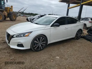 2020 Nissan Altima SR with VIN 1N4AL4CV2LC118537, listed as a Copart auction lot 80986854 with 67,146 mi miles and Salvage Title. Bid and sale history available at carsss.com. Image 1.