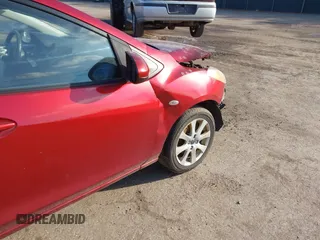 2014 Mazda 2 Touring z VIN JM1DE1LYXE0174756, wystawiony jako IAAI lot #41192740 z przebiegiem 149 948 mil mil oraz . Historia ofert i sprzedaży dostępna na DreamBid. Obrazek 6.