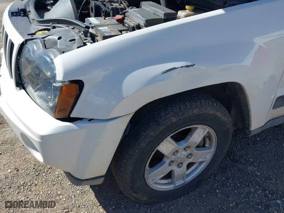 2006 Jeep Grand Cherokee Laredo with VIN 1J4GR48K66C255979, listed as a IAAI auction lot 40365800 with 177,982 mi miles. Bid and sale history available at carsss.com. Image 6.