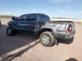 2013 Toyota Tacoma PreRunner z VIN 3TMJU4GN2DM142113, wystawiony jako Copart lot #59042115 z przebiegiem 155 687 mil mil oraz Szkoda całkowita • Salvage title. Historia ofert i sprzedaży dostępna na DreamBid. Obrazek 2.