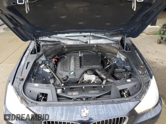 2011 BMW 5 Series 535i Gran Turismo with VIN WBASN2C55BC201954, listed as a Copart auction lot 81938784 with 115,829 mi miles and Salvage Title. Bid and sale history available at carsss.com. Image 12.