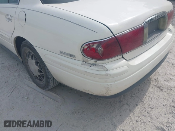 2002 Buick LeSabre Limited with VIN 1G4HR54K42U173562, listed as a IAAI auction lot 42080525 with 231,801 mi miles and . Bid and sale history available at carsss.com. Image 6.