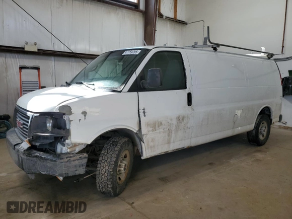 2011 GMC Savana Cargo Van with VIN 1GTW7GCA5B1165901, listed as a Copart auction lot 47759785 with 477,771 mi miles and Salvage Title. Bid and sale history available at carsss.com. Image 1.