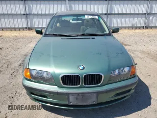 1999 BMW 3 Series 323i with VIN WBAAM3333XFP52697, listed as a Copart auction lot 62747084 with 252,596 mi miles and Salvage Title. Bid and sale history available at carsss.com. Image 5.