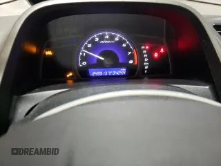 2008 Honda Civic LX z VIN 1HGFA16538L035336, wystawiony jako Copart lot #55792745 z przebiegiem 249 913 mil mil oraz Czysty tytuł • Clean title. Historia ofert i sprzedaży dostępna na DreamBid. Obrazek 9.
