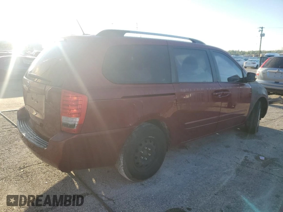 2011 Kia Sedona LX with VIN KNDMG4C78B6410543, listed as a Copart auction lot 73153064 with 149,751 mi miles and Non Repairable. Bid and sale history available at carsss.com. Image 3.