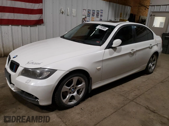 2006 BMW 3 Series 325xi with VIN WBAVD13576KV05230, listed as a Copart auction lot 53792085 with 124,190 mi miles and Salvage Title. Bid and sale history available at carsss.com. Image 1.