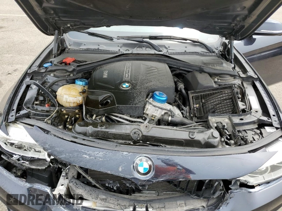 2015 BMW 4 Series 435i xDrive z VIN WBA4B3C57FD669983, wystawiony jako Copart lot #57360823 z przebiegiem 56 215 mil mil oraz . Historia ofert i sprzedaży dostępna na DreamBid. Obrazek 12.
