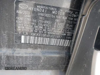 2024 Genesis GV60 z VIN KMUKEDSBXRU021487, wystawiony jako IAAI lot #41593903 z przebiegiem 10 961 mil mil oraz . Historia ofert i sprzedaży dostępna na DreamBid. Obrazek 9.