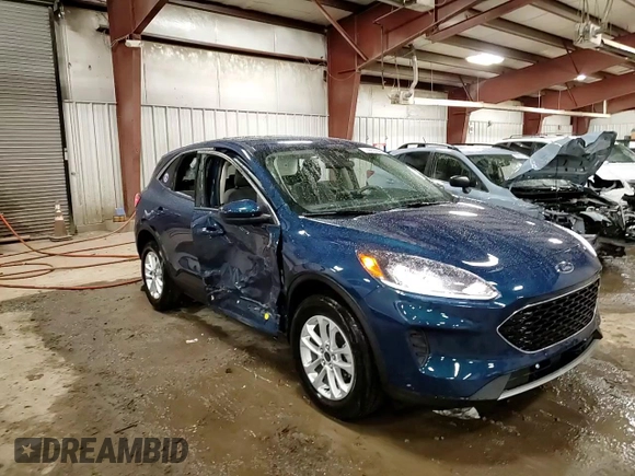 2020 Ford Escape SE with VIN 1FMCU9G6XLUB40792, listed as a Copart auction lot 49828565 with 18,748 mi miles and Salvage title. Bid and sale history available at DreamBid. Image 14.