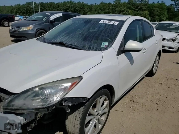 2011 Mazda 3 S Grand Touring z VIN JM1BL1W55B1366557, wystawiony jako Copart lot #52973745 z przebiegiem 133 278 mil mil oraz Szkoda całkowita • Salvage title. Historia ofert i sprzedaży dostępna na DreamBid. Obrazek 10.