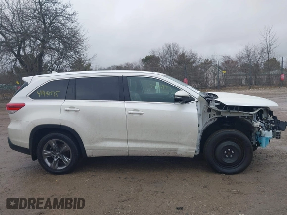 2018 Toyota Highlander Limited z VIN 5TDDZRFH6JS899857, wystawiony jako IAAI lot #41492515 z przebiegiem 98 929 mil mil oraz . Historia ofert i sprzedaży dostępna na DreamBid. Obrazek 14.