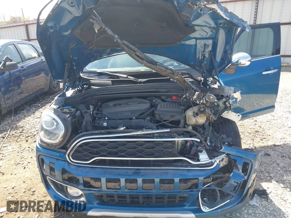 2018 MINI Countryman Cooper S with VIN WMZYT5C30J3E60548, listed as a IAAI auction lot 41890016 with 75,769 mi miles and . Bid and sale history available at DreamBid. Image 10.