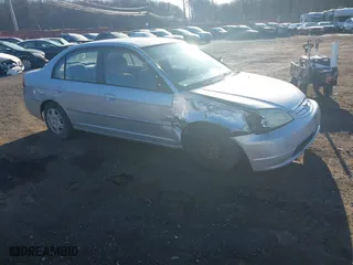 2002 Honda Civic LX with VIN 2HGES16602H581131, listed as a IAAI auction lot 40993388 with 116,663 mi miles. Bid and sale history available at carsss.com. Image 1.