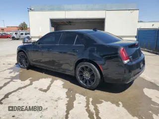 2016 Chrysler 300 with VIN 2C3CCAGG4GH349380, listed as a Copart auction lot 51006965 with 102,117 mi miles and Clean Title. Bid and sale history available at carsss.com. Image 2.