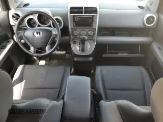 2003 Honda Element EX z VIN 5J6YH28513L016745, wystawiony jako Copart lot #60483055 z przebiegiem 241 539 mil mil oraz Szkoda całkowita • Salvage title. Historia ofert i sprzedaży dostępna na DreamBid. Obrazek 8.