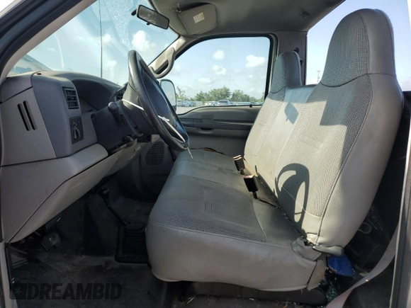 2001 Ford F-250 XL with VIN 1FTNF21L11EC49565, listed as a Copart auction lot 57776185 with 110,842 mi miles and Salvage title. Bid and sale history available at DreamBid. Image 7.
