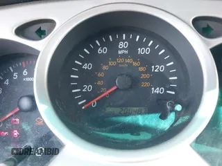 2005 Toyota Highlander z VIN JTEEP21A550082010, wystawiony jako IAAI lot #42283736 z przebiegiem 200 487 mil mil oraz . Historia ofert i sprzedaży dostępna na DreamBid. Obrazek 7.