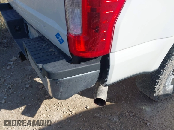 2019 Ford F-250 XL with VIN 1FT7W2B60KEE58704, listed as a IAAI auction lot 42348662 with 160,457 mi miles and . Bid and sale history available at DreamBid. Image 6.