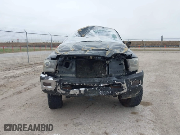 2017 Ram 2500 Laramie with VIN 3C6UR5FL3HG700177, listed as a IAAI auction lot 41424098 with 207,386 mi miles. Bid and sale history available at carsss.com. Image 6.