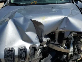 2016 Jeep Cherokee Latitude with VIN 1C4PJLCB1GW291500, listed as a Copart auction lot 80709943 with 0 mi miles and Salvage Title. Bid and sale history available at carsss.com. Image 13.