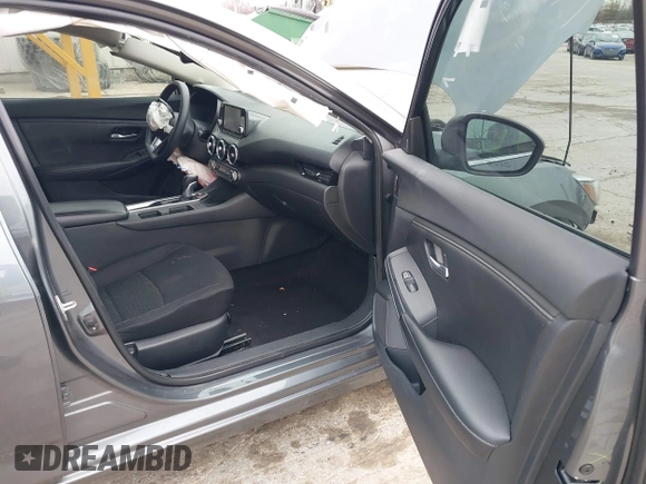 2020 Nissan Sentra S with VIN 3N1AB8BV2LY255414, listed as a IAAI auction lot 41822354 with 46,824 mi miles. Bid and sale history available at carsss.com. Image 5.