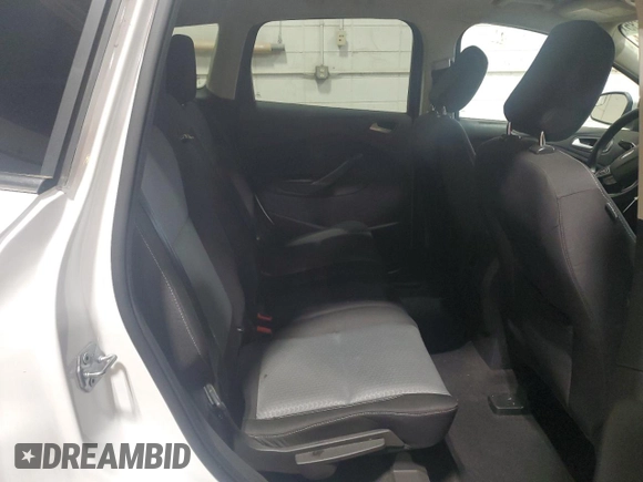 2019 Ford Escape SE z VIN 1FMCU9GD9KUA05798, wystawiony jako Copart lot #55701735 z przebiegiem 140 797 mil mil oraz Tytuł czysty. Historia ofert i sprzedaży dostępna na DreamBid. Obrazek 11.