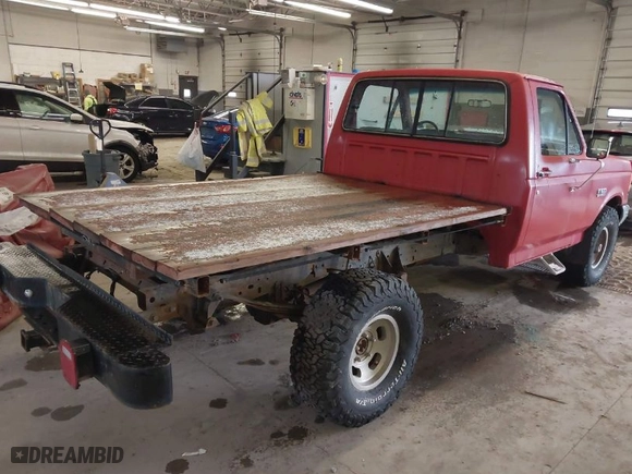 1987 Ford Pickup with VIN 1FTEF14Y7HLA55470, listed as a IAAI auction lot 42030305 with 33,453 mi miles. Bid and sale history available at carsss.com. Image 4.